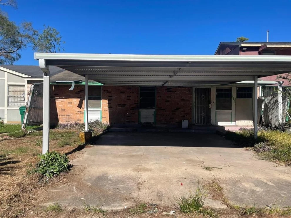 Unit for sale at 7883 Hamlet Street, Houston, TX 77078