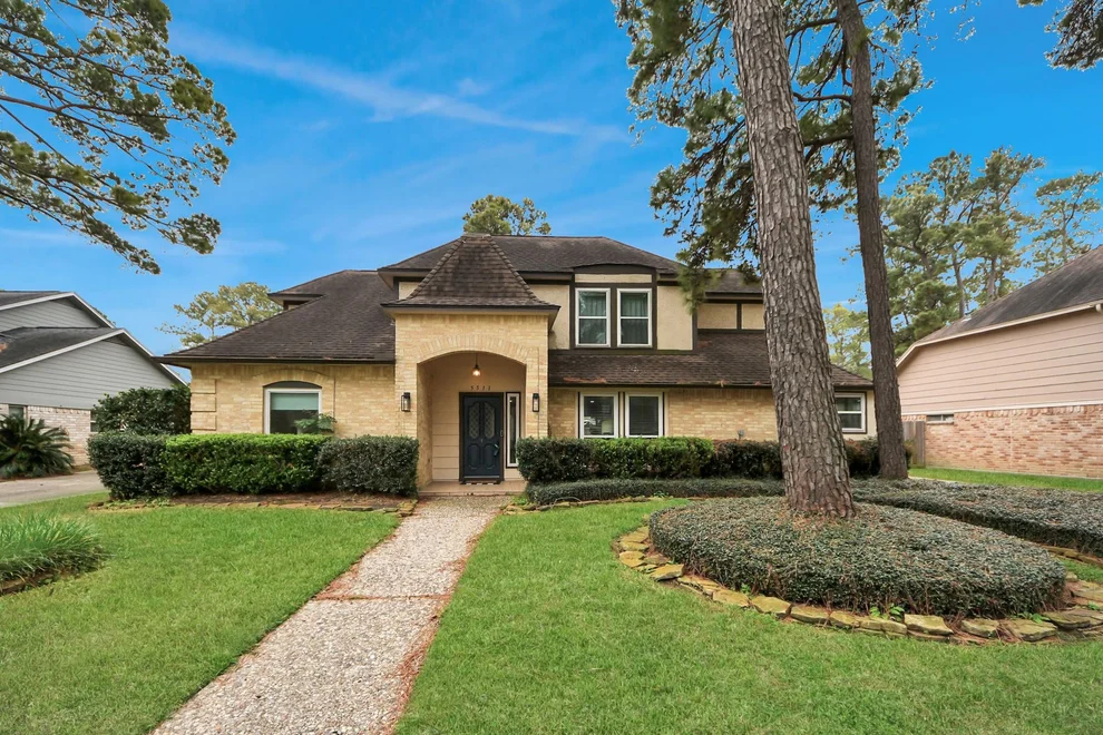 Unit for sale at 5511 Lacreek Lane, Spring, TX 77379