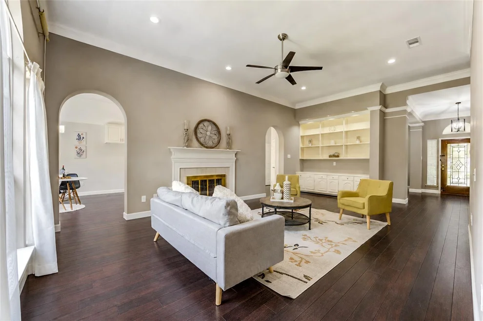 Unit for sale at 3223 Richland Drive, Sugar Land, TX 77478
