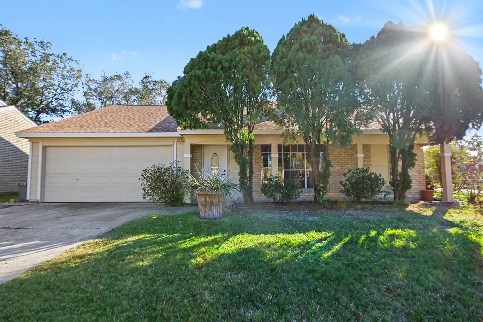 Unit for sale at 13331 Harpers Bridge Drive, Houston, TX 77041