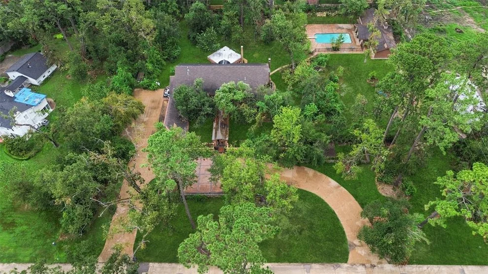 Unit for sale at 9314 Sandringham Drive, Houston, TX 77024