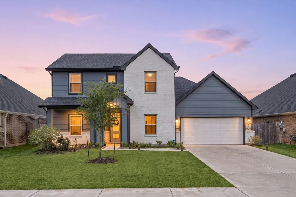 Unit for sale at 31318 Hexan Heights Lane, Fulshear, TX 77423