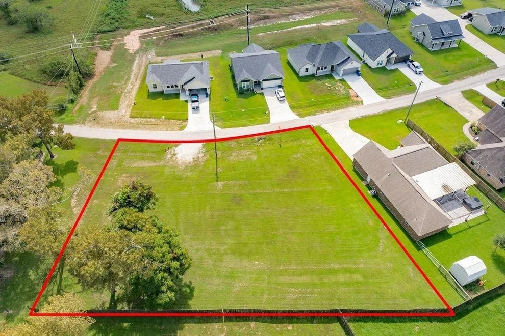 Unit for sale at 0 Ellis Ln, West Columbia, TX 77486