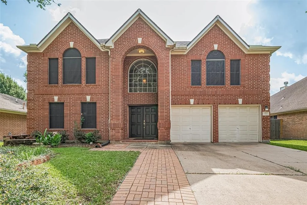 Unit for sale at 8323 Soledad Drive, Houston, TX 77083