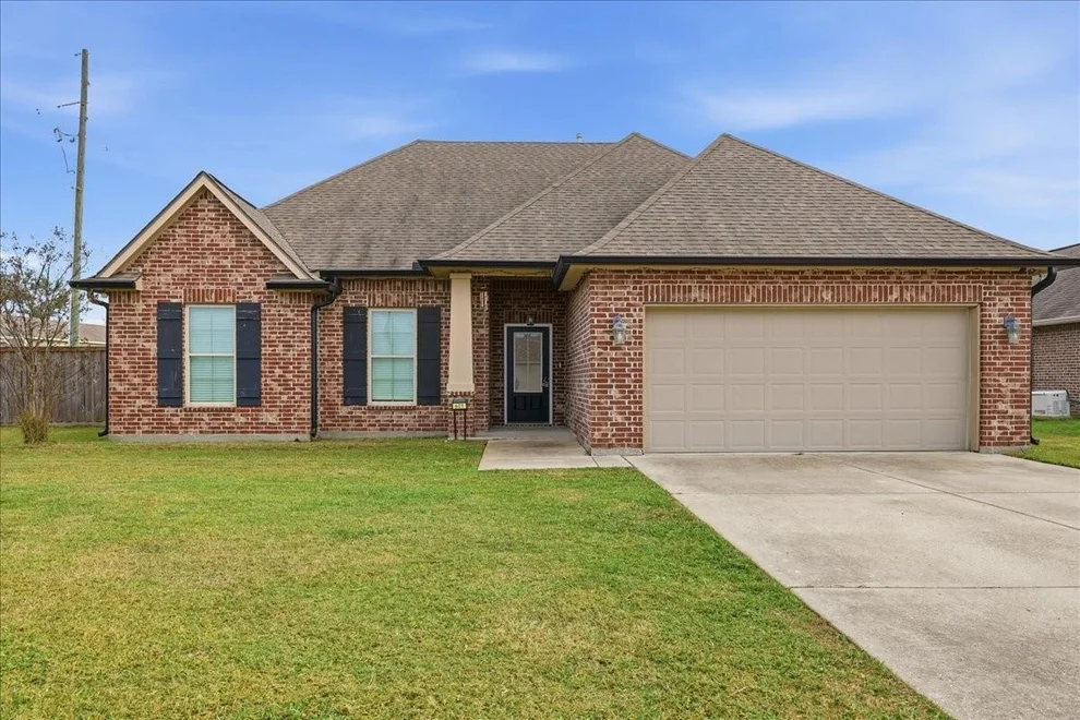 Unit for sale at 601 Cypress Wood Drive, Orange, TX 77630