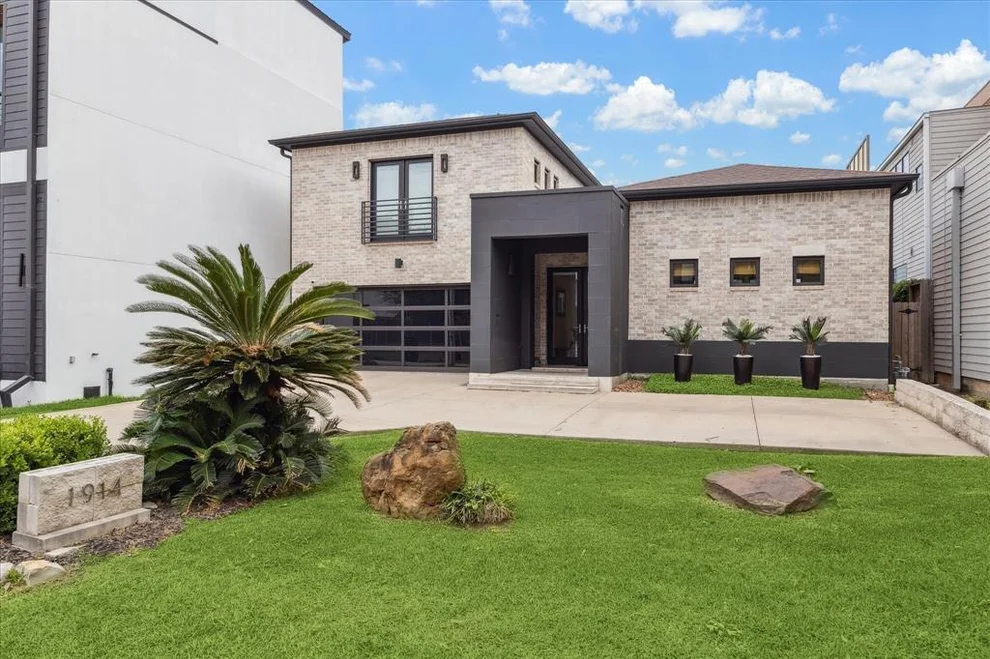 Unit for sale at 1914 Bonner Street, Houston, TX 77007