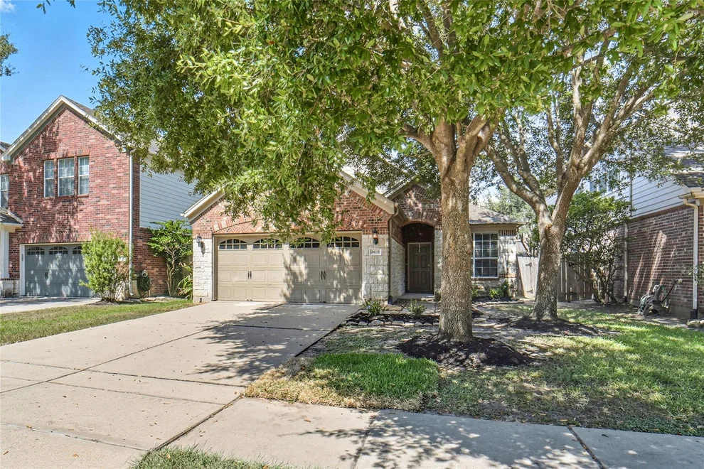 Unit for sale at 24518 Foxberry Glen Lane, Katy, TX 77494