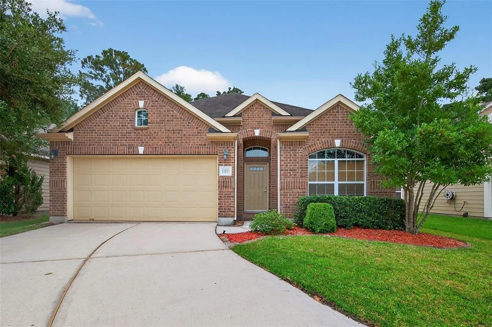 Unit for sale at 11111 Pembroke Ridge Drive, Houston, TX 77065