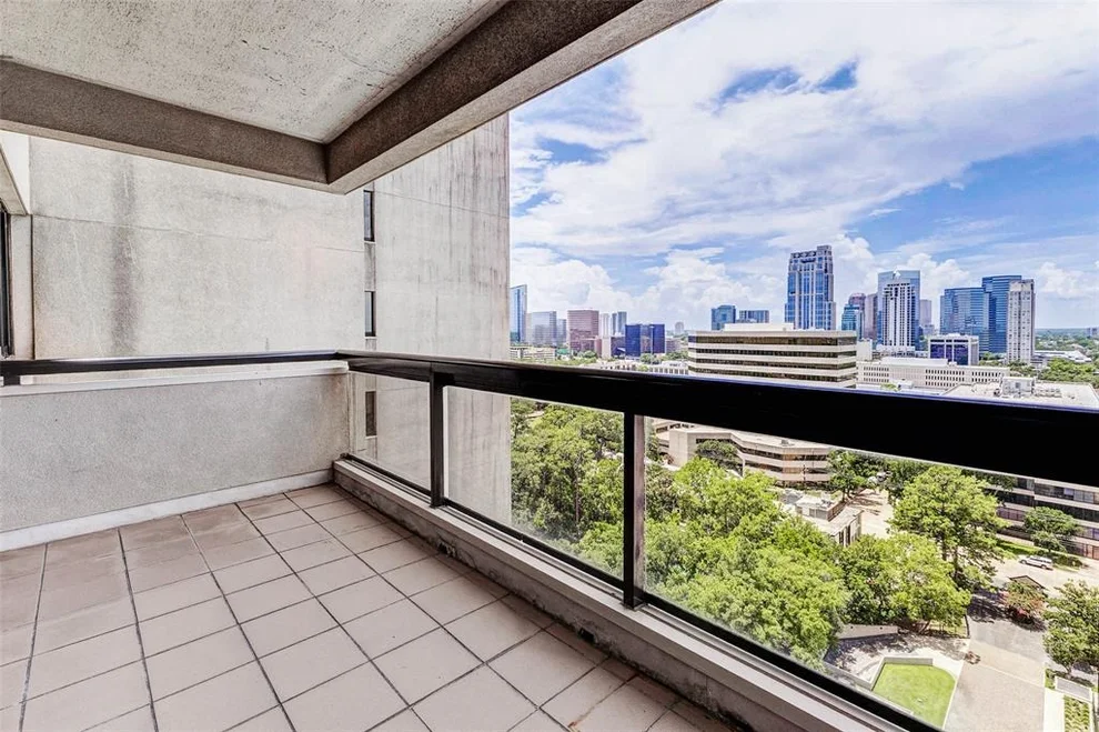 Unit for sale at 49 Briar Hollow Lane, Houston, TX 77027