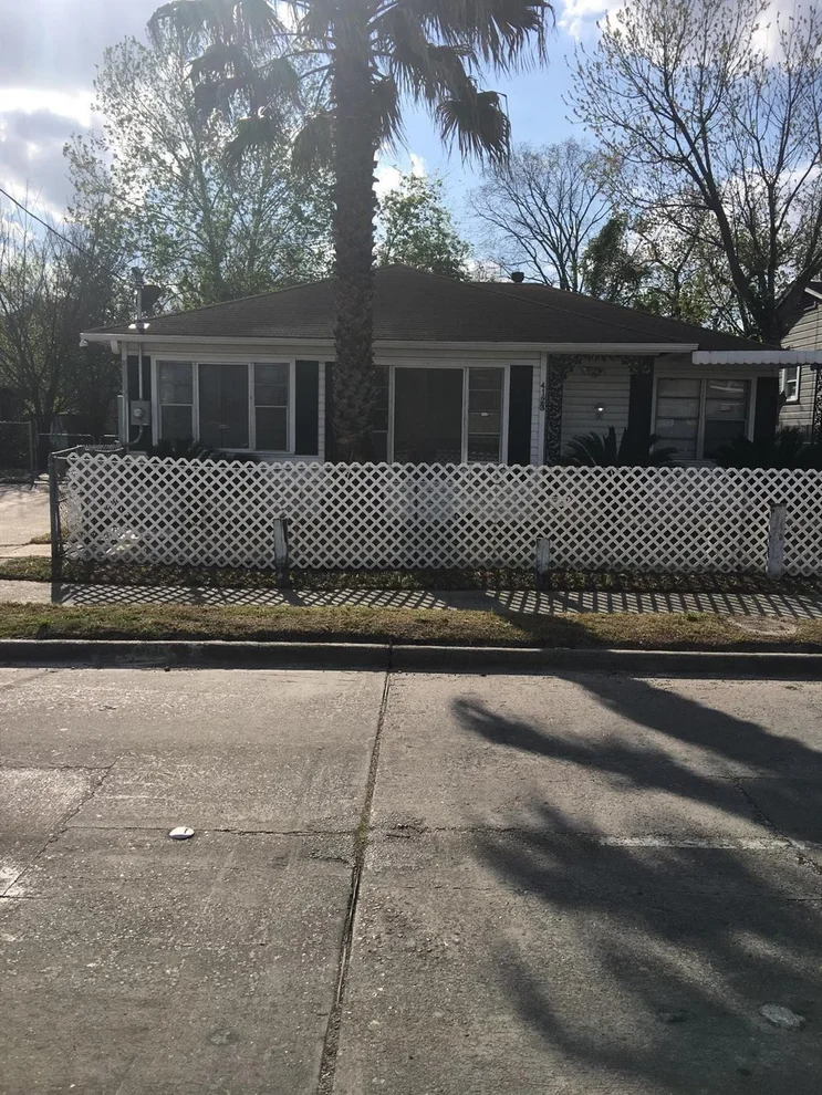 Unit for sale at 4123 Yale Street, Houston, TX 77018