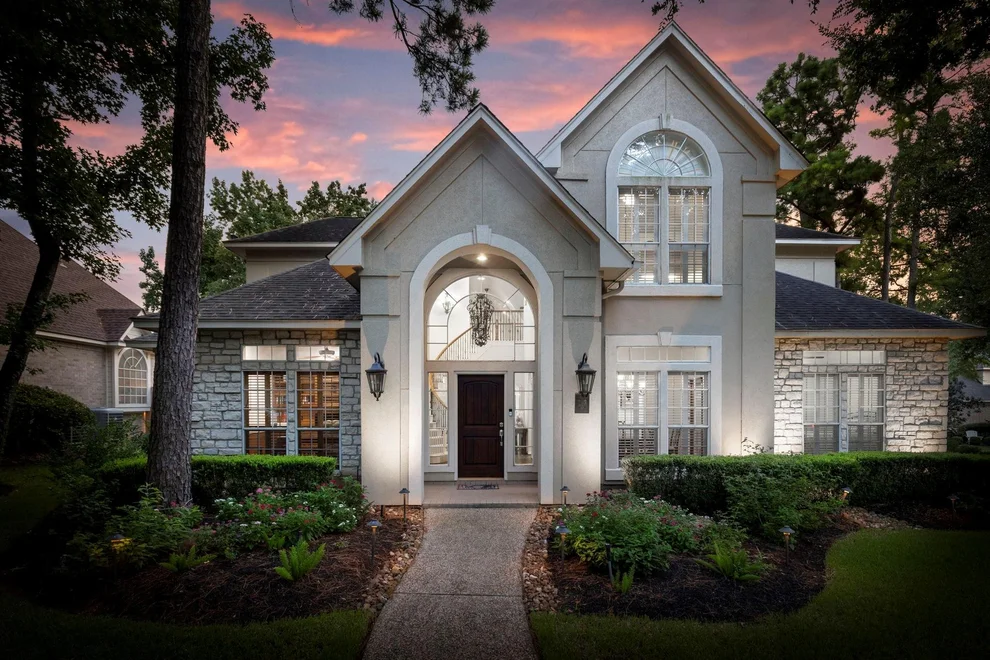 Unit for sale at 30 Webb Creek Place, The Woodlands, TX 77382