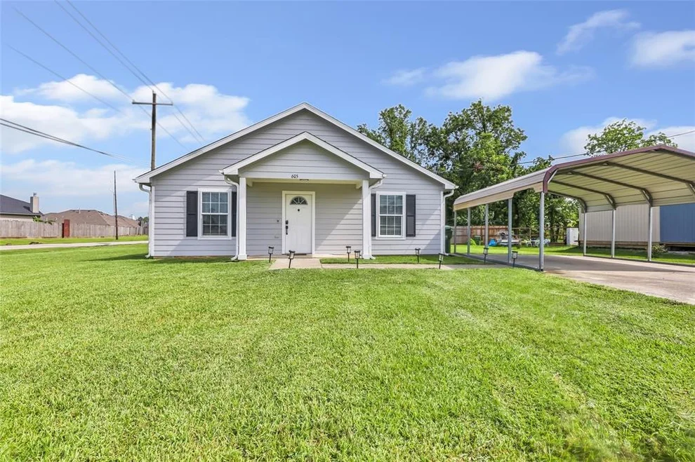 Unit for sale at 605 W Linney Street, Dayton, TX 77535
