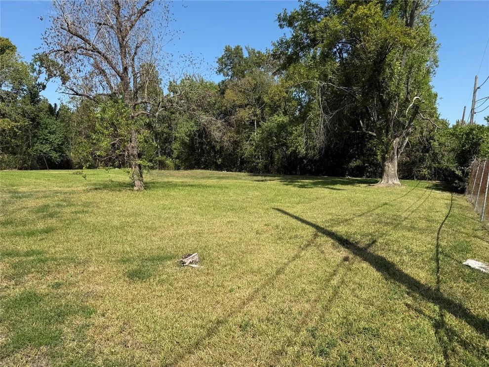 Unit for sale at 5427 Manton Street, Houston, TX 77028