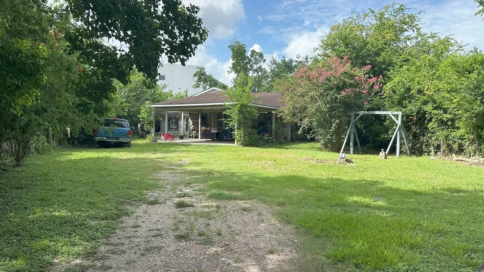 Unit for sale at 510 Victoria Drive, Houston, TX 77022