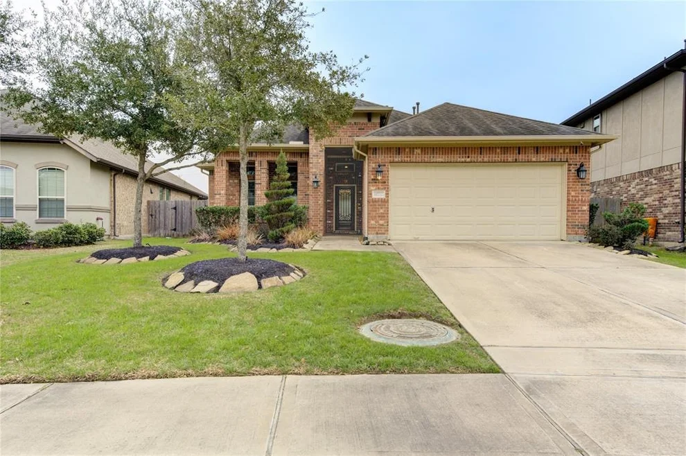 Unit for sale at 11722 E Streamertail Circle, Cypress, TX 77433
