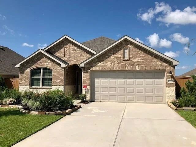 Unit for sale at 2131 Sanders Brook Drive, Baytown, TX 77521