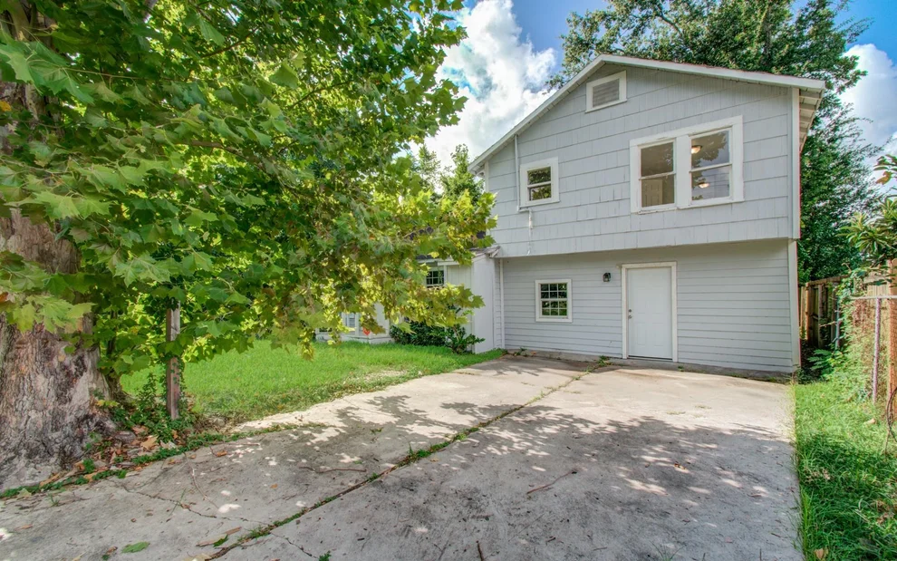 Unit for sale at 1016 Apache Street, Houston, TX 77022