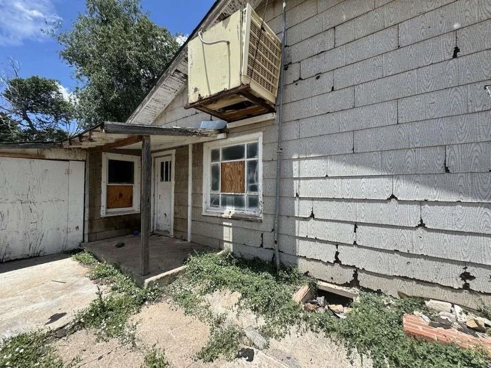Unit for sale at 807 Lexington Street, Plainview, TX 79072