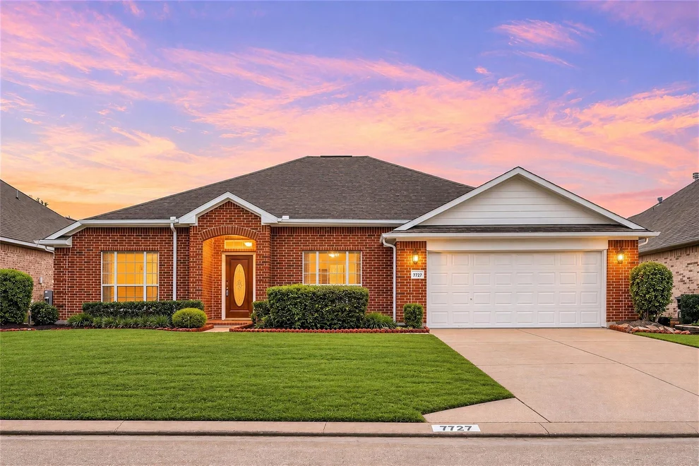Unit for sale at 7727 Heron Lakes Drive, Houston, TX 77064