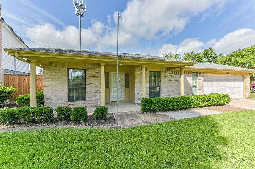 Unit for sale at 17707 Smooth Rock Falls Drive, Spring, TX 77379