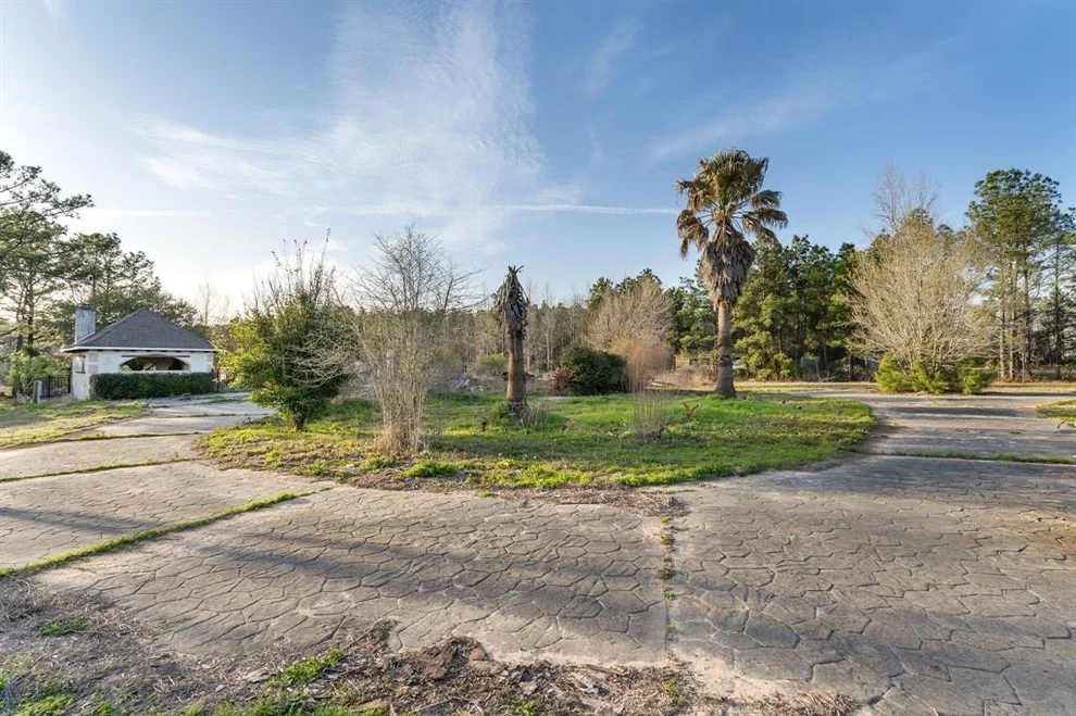 Unit for sale at 2394 Crockett Martin Road, Conroe, TX 77306