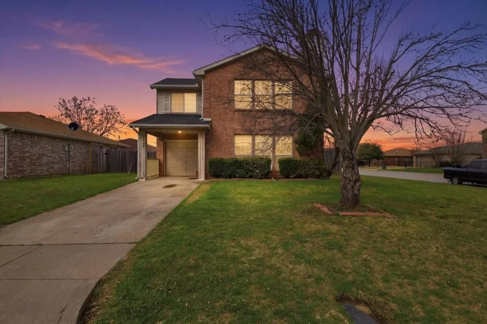 Unit for sale at 7200 Autumn Glen Drive, Forest Hill, TX 76140