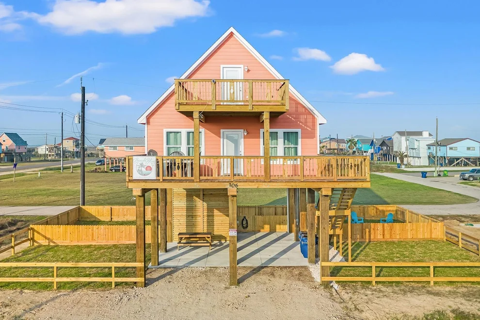 Unit for sale at 106 Pelican Place, Surfside Beach, TX 77541