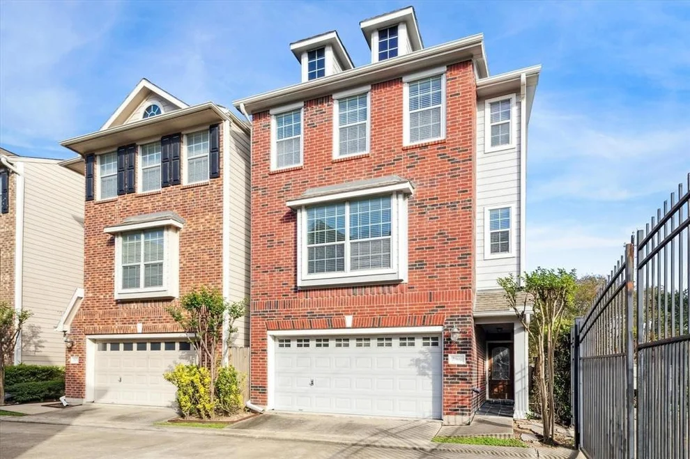 Unit for sale at 2602 Enclave At Shady Acres Court, Houston, TX 77008