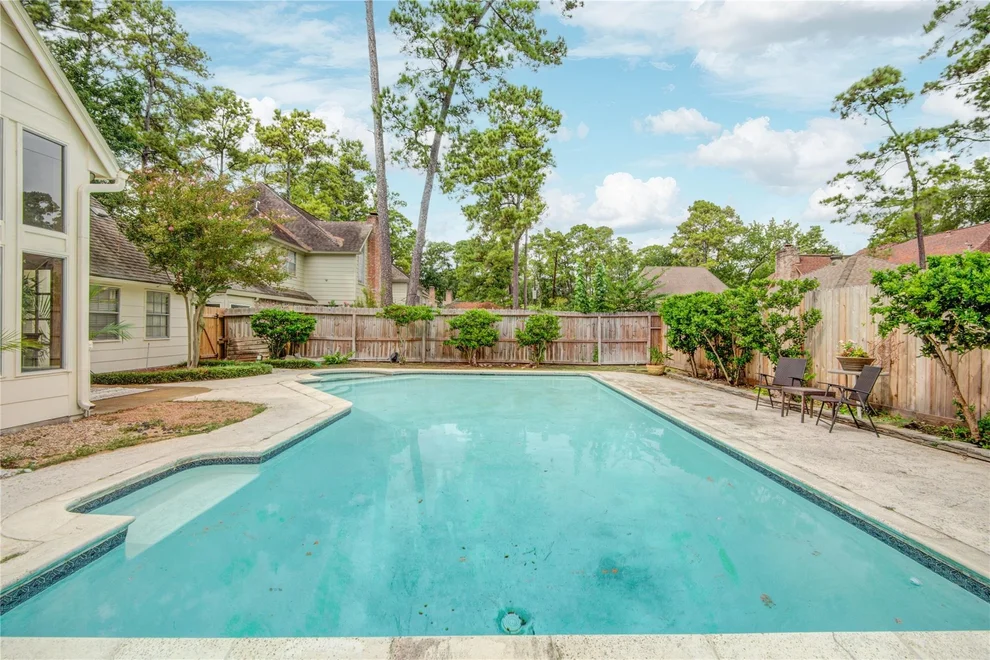 Unit for sale at 15110 Benfer Road, Houston, TX 77069