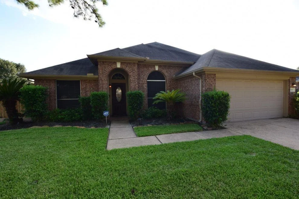 Unit for sale at 9615 Willow Crossing Drive, Houston, TX 77064