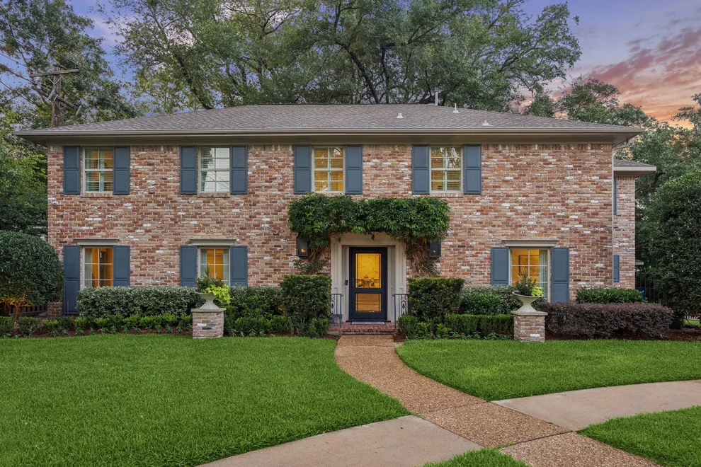 Unit for sale at 12430 Broken Arrow Street, Houston, TX 77024