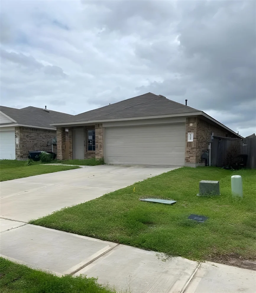 Unit for sale at 14687 Canyon Pines Lane, New Caney, TX 77357