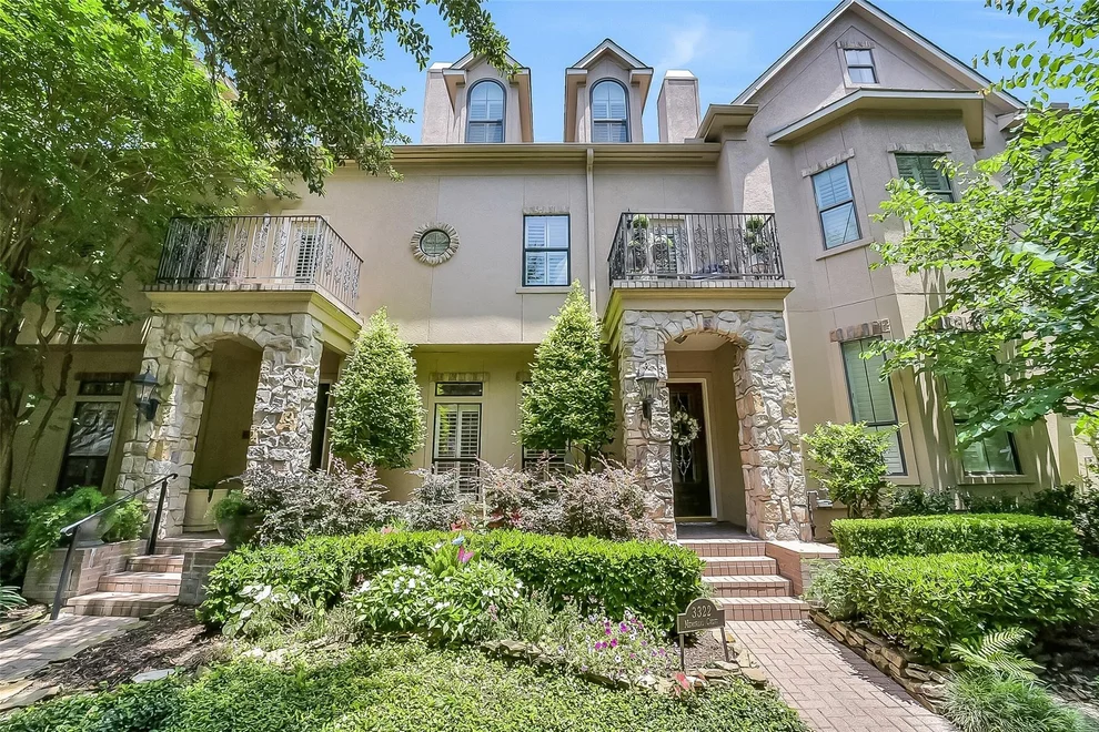 Unit for sale at 3322 Memorial Crest Boulevard, Houston, TX 77007