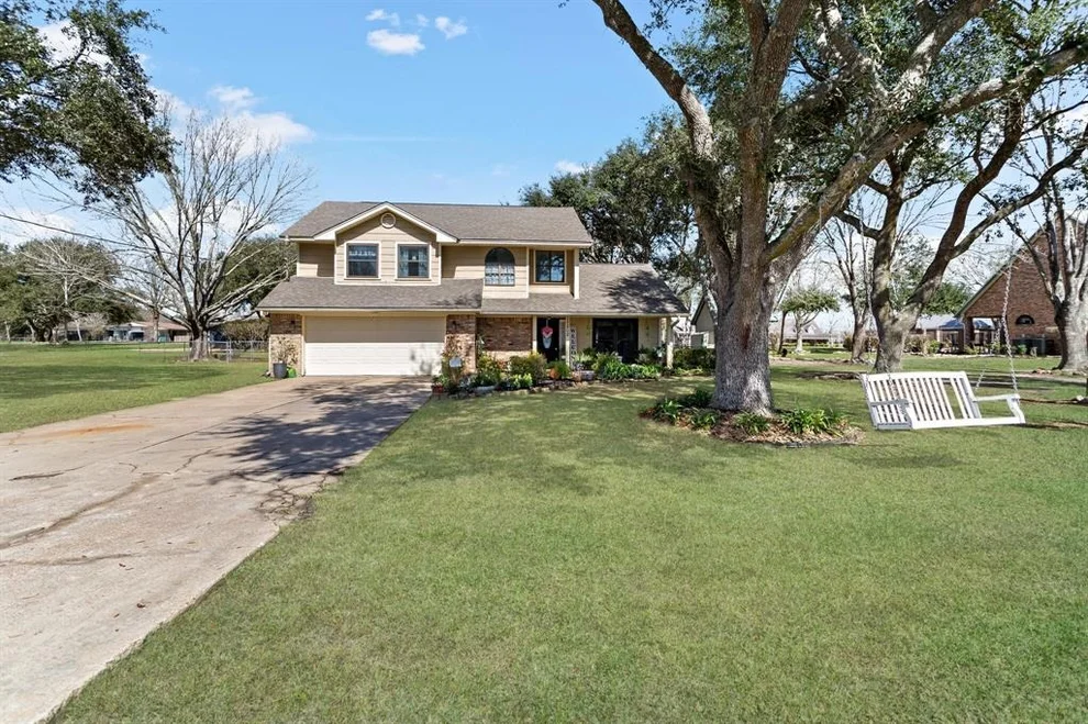 Unit for sale at 12802 Bergeron Drive, Hamshire, TX 77622