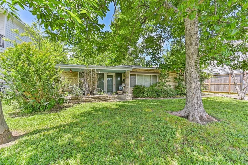 Unit for sale at 1214 Wakefield Drive, Houston, TX 77018