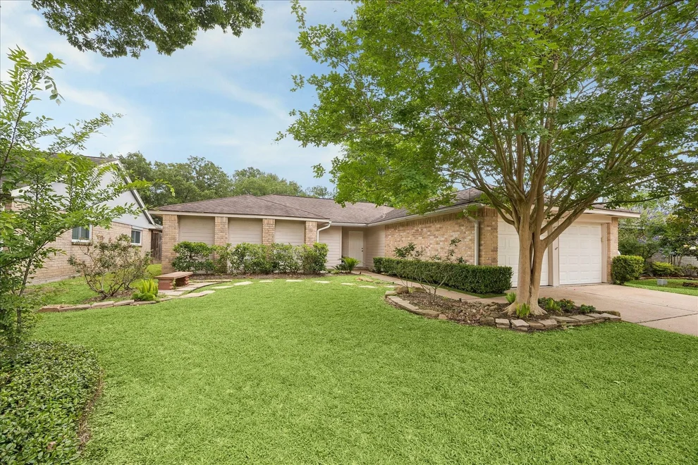 Unit for sale at 2614 Broomsedge Drive, Houston, TX 77084