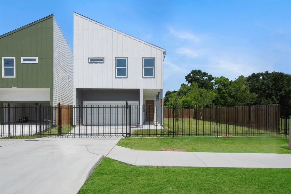 Unit for sale at 9313 Jutland Road, Houston, TX 77033