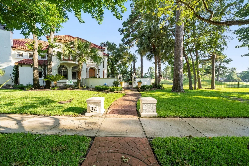 Unit for sale at 34 Forest Green Trail, Kingwood, TX 77339
