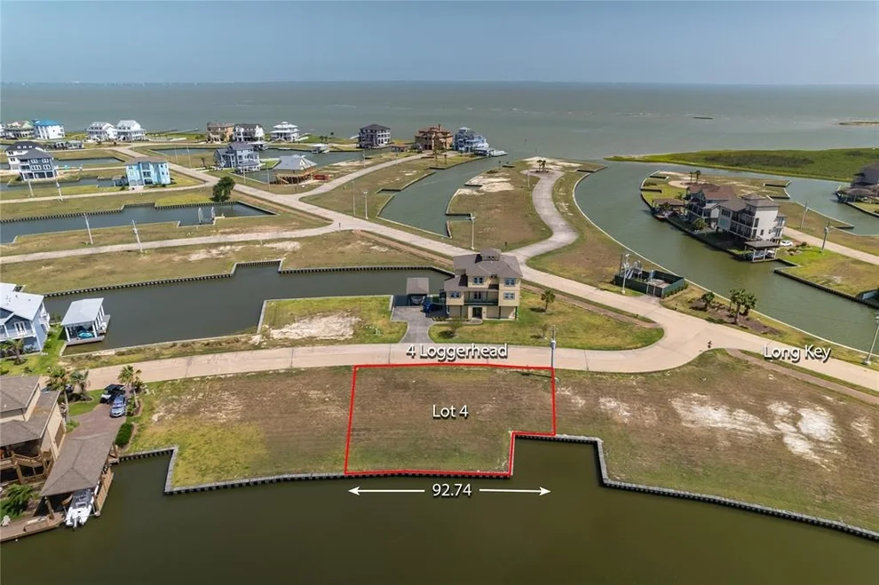 Unit for sale at 4 Loggerhead, Hitchcock, TX 77563