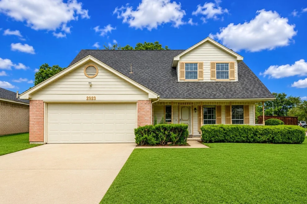 Unit for sale at 2923 Cottonfield Way, Sugar Land, TX 77479