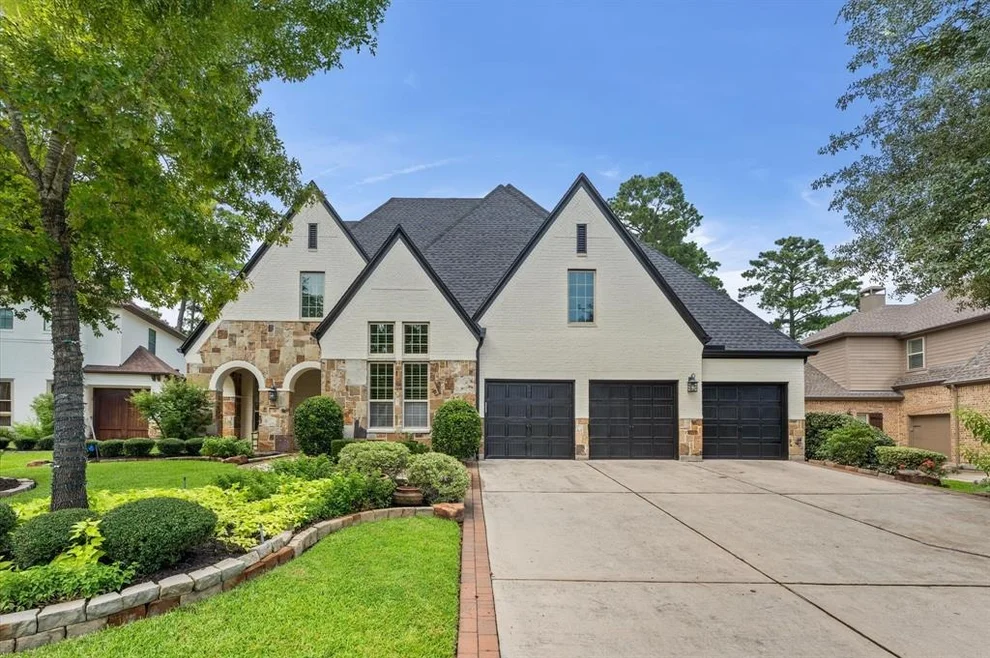 Unit for sale at 30 Spincaster Drive, Spring, TX 77389