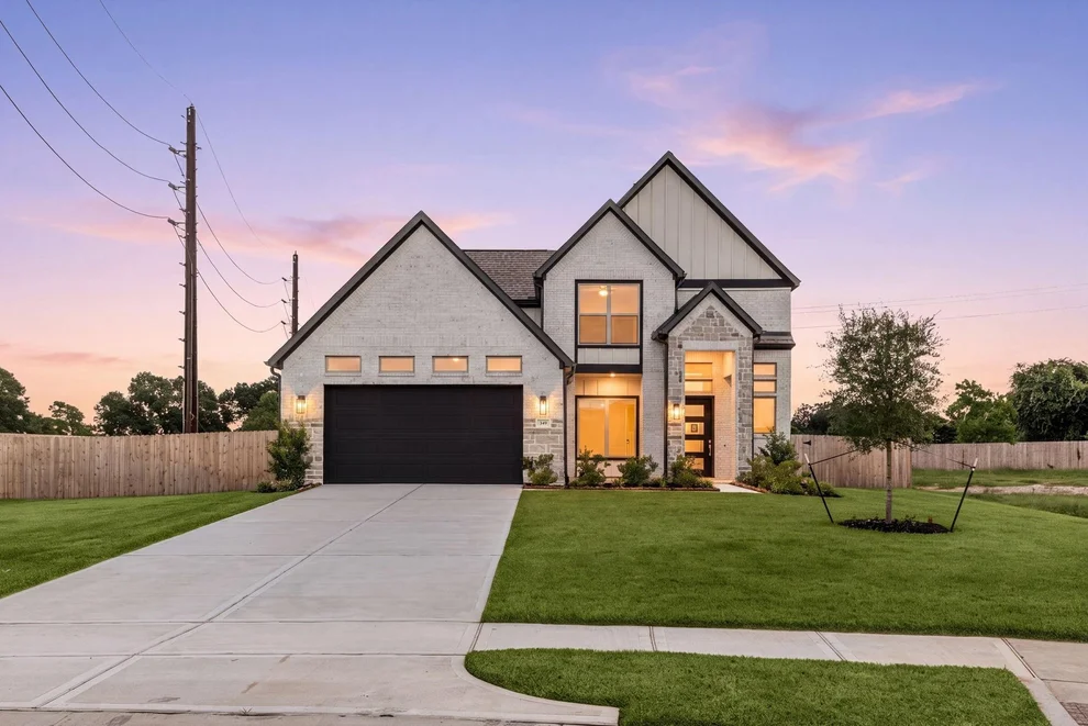 Unit for sale at 349 Covey Lane, Sealy, TX 77474
