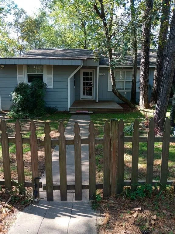 Unit for sale at 1372 & 1378 Apache Drive, Montgomery, TX 77316