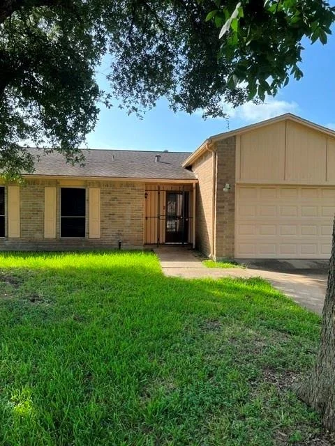 Unit for sale at 15607 Summer Briar Court, Missouri City, TX 77489
