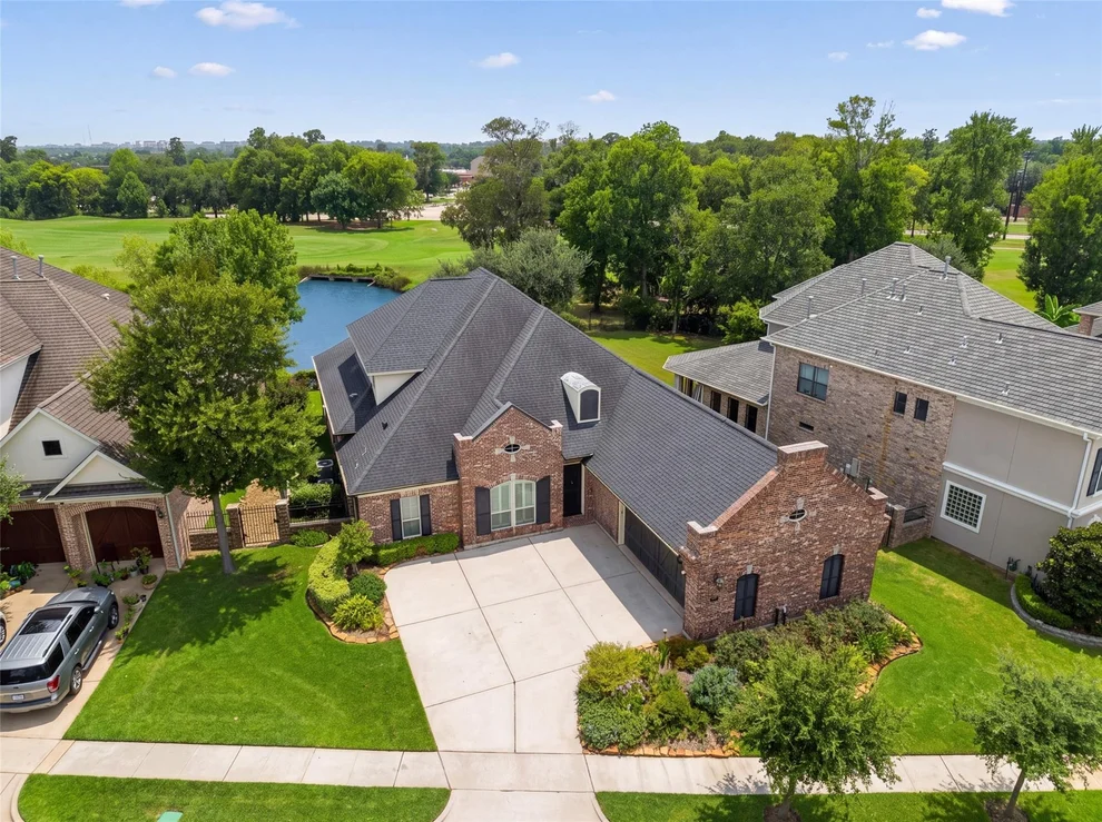 Unit for sale at 6 Vieux Carre, Missouri City, TX 77459