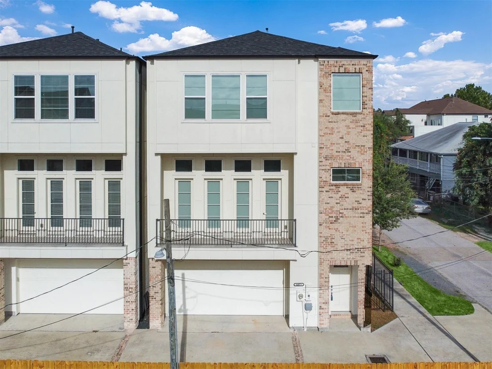 Unit for sale at 4407 Marina Street, Houston, TX 77007