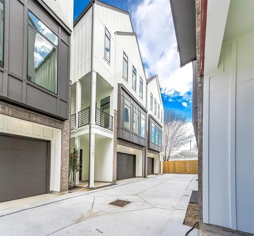 Unit for sale at 1715 Milby Street, Houston, TX 77003
