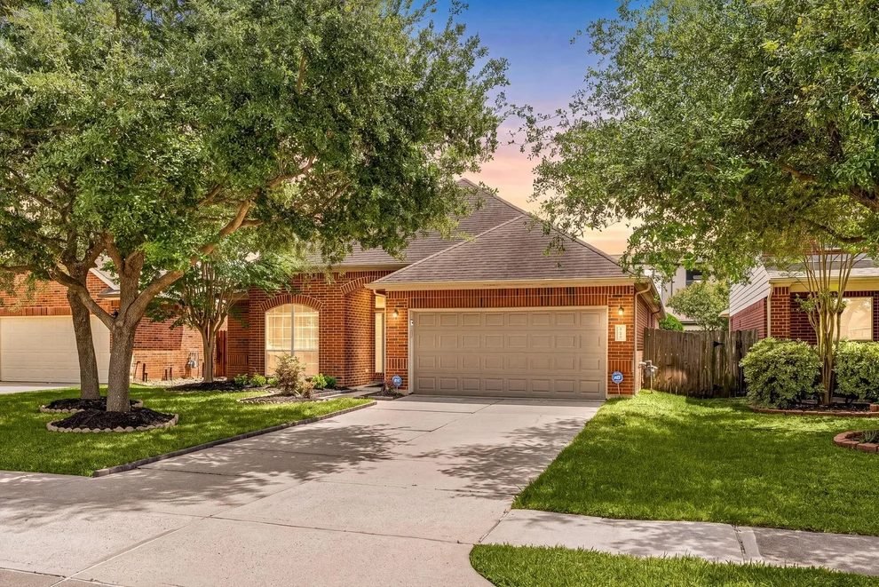 Unit for sale at 2911 Empire Oaks Lane, Katy, TX 77494