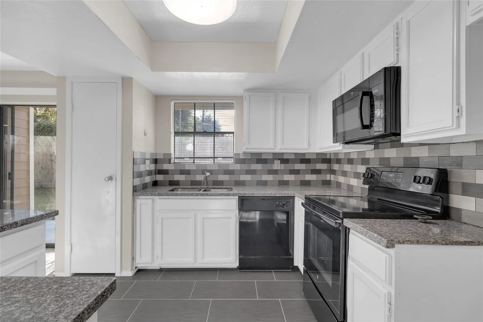 Unit for sale at 14911 Wunderlich Drive, Houston, TX 77069