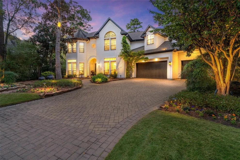 Unit for sale at 34 Hunnewell Court, The Woodlands, TX 77382